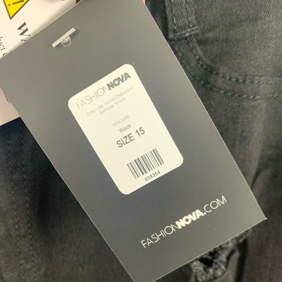 FASHION NOVA dirty little secret Black High Waist ripped Bermuda denim short NWT - Picture 10 of 11